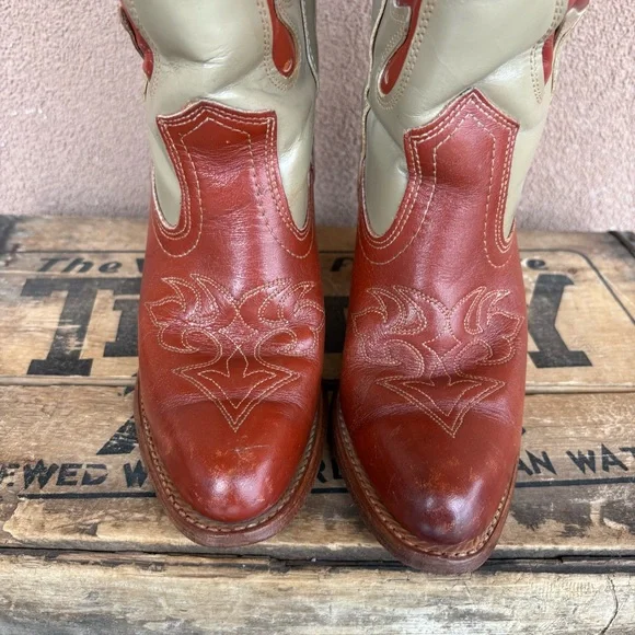 Vintage 70’s Capezio Butterfly Inlay Heeled Cowgirl Boot - Picture 7 of 16